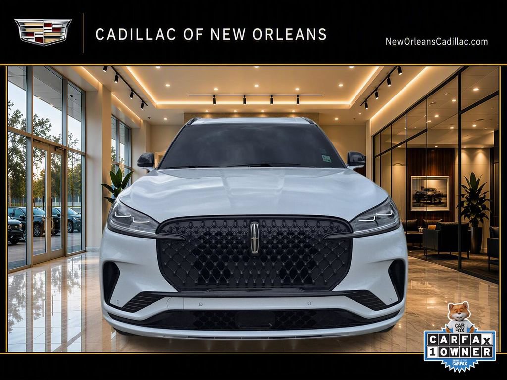 Used 2025 Lincoln Aviator Black Label w/ Jet Appearance Package AWD/4WD image 9