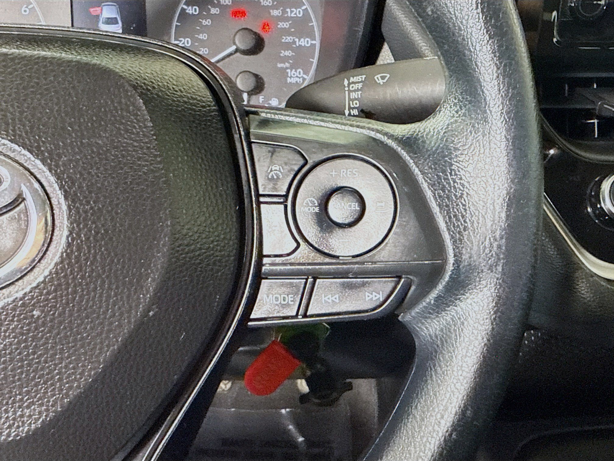 Used 2025 Toyota Corolla LE FWD image 15