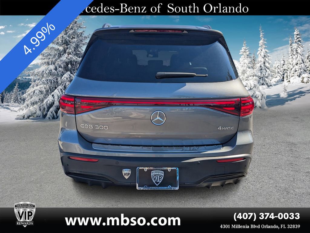 Used 2024 Mercedes-Benz EQB 300 4MATIC image 15