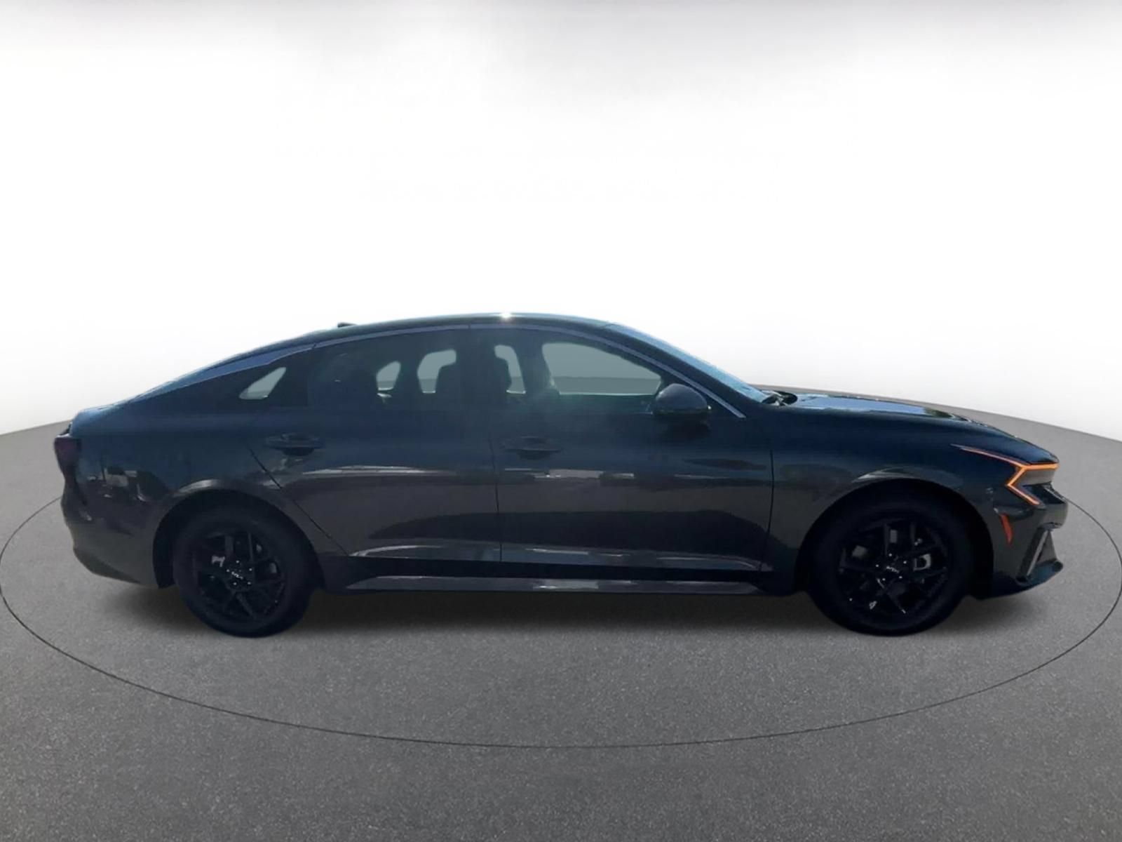 Used 2025 Kia K5 LXS FWD image 16