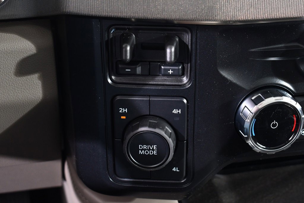 New 2026 Ford F450 Platinum w/ Platinum Plus Package image 31