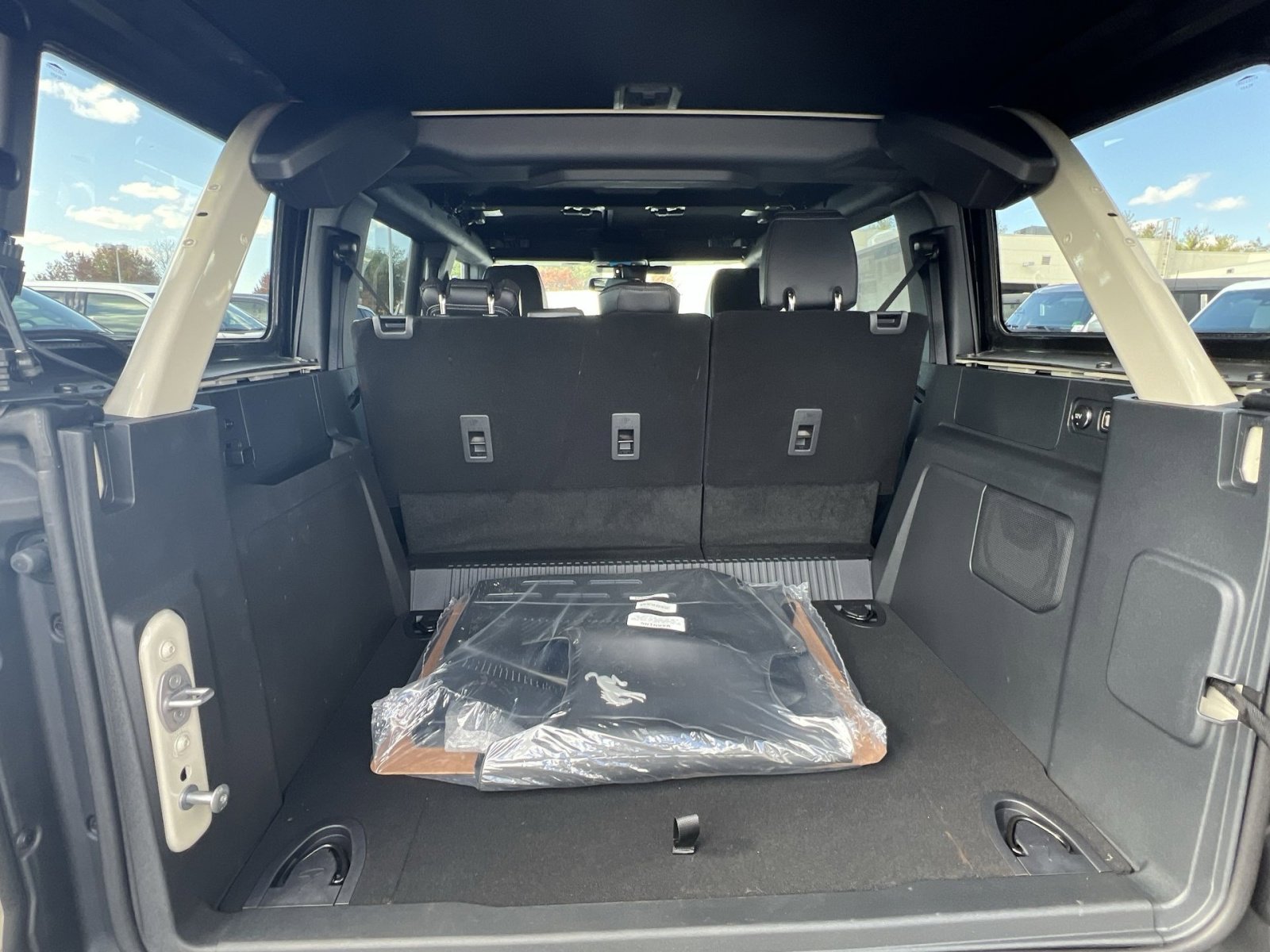 New 2025 Ford Bronco Outer Banks w/ Sasquatch Package image 24