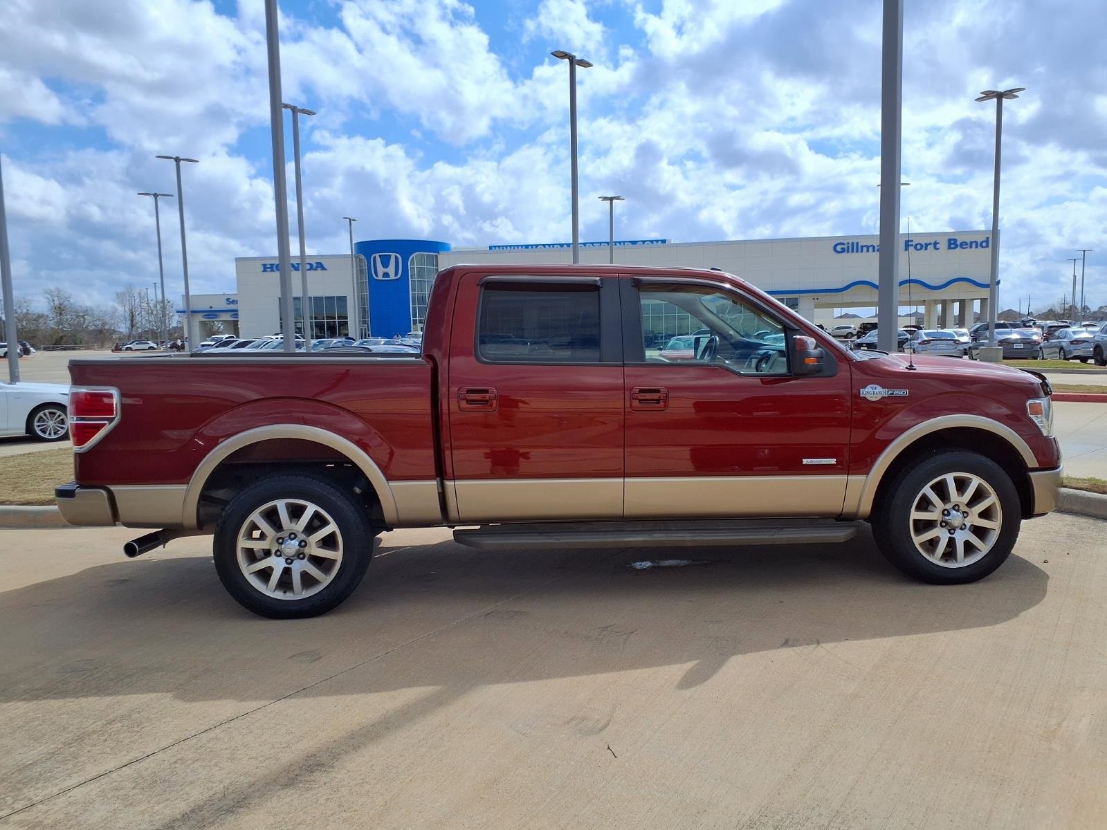 Used 2014 Ford F150 King Ranch w/ King Ranch Luxury Package image 8
