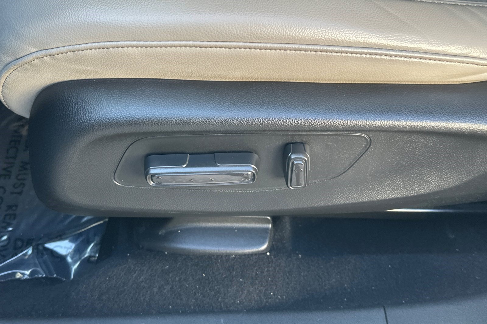 Used 2023 Honda HR-V EX-L image 15