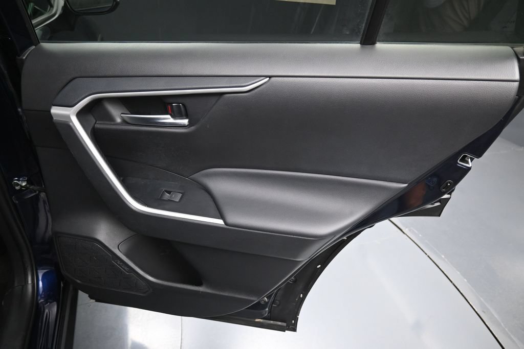 Certified 2025 Toyota RAV4 XLE AWD/4WD image 31