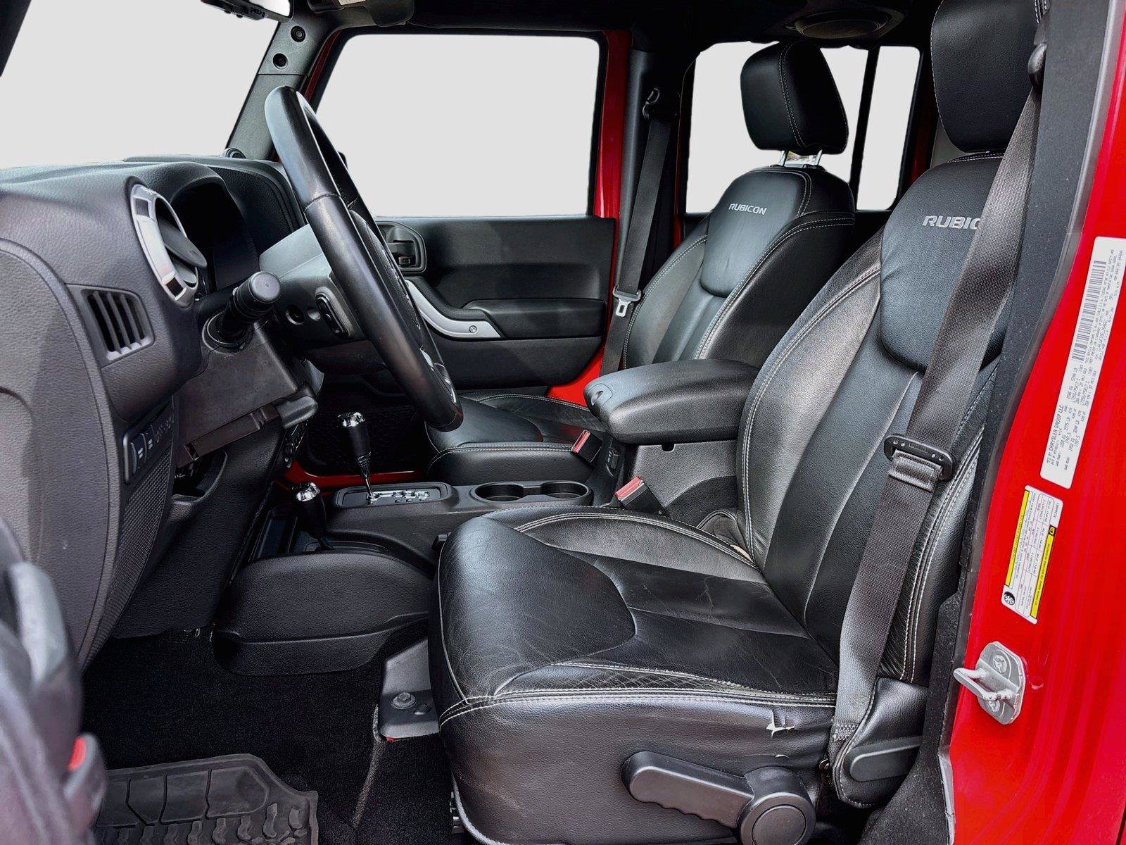 Used 2014 Jeep Wrangler Unlimited Rubicon w/ Dual Top Group AWD/4WD image 5