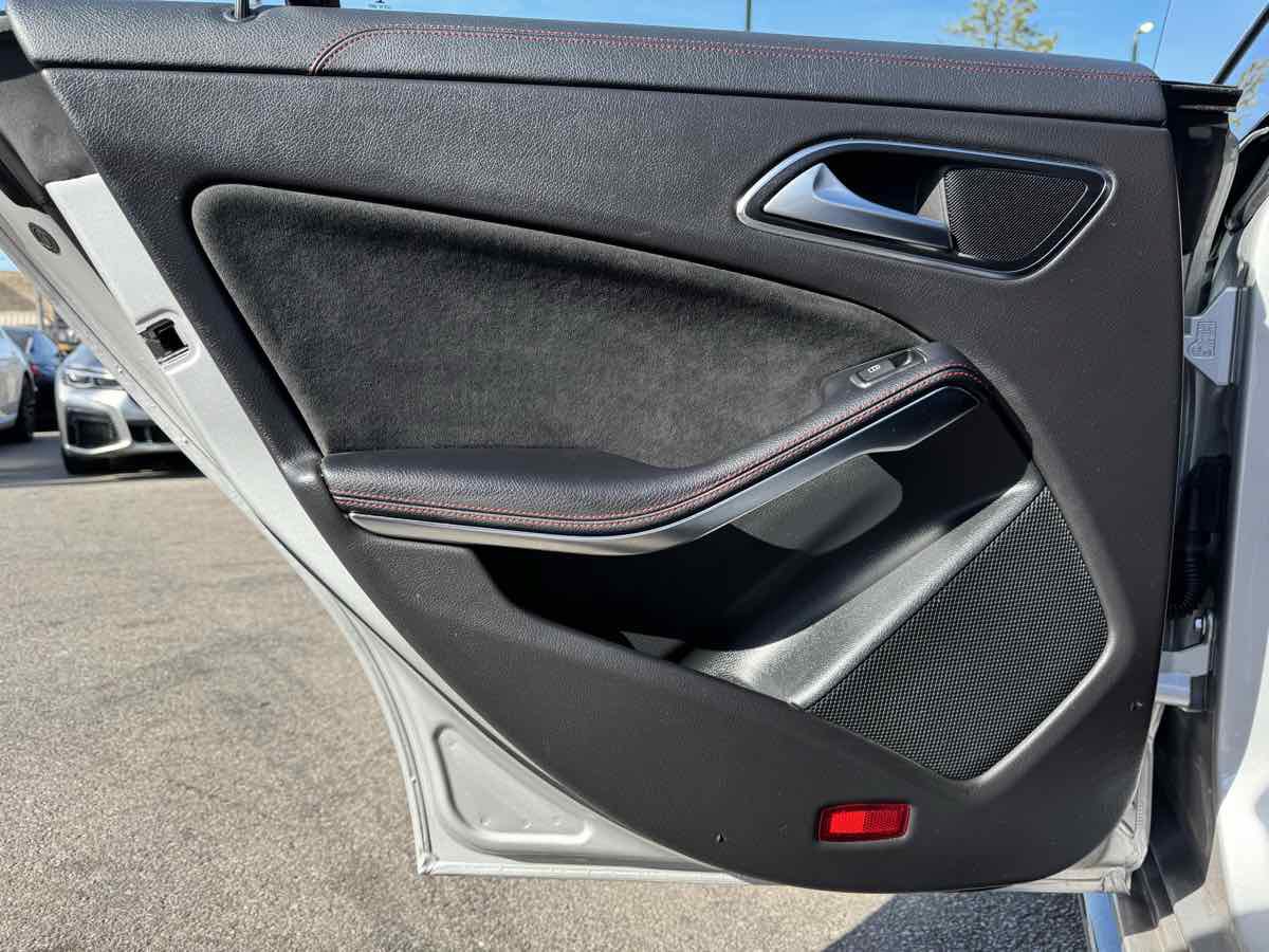 Used 2019 Mercedes-Benz CLA 45 AMG 4MATIC image 40