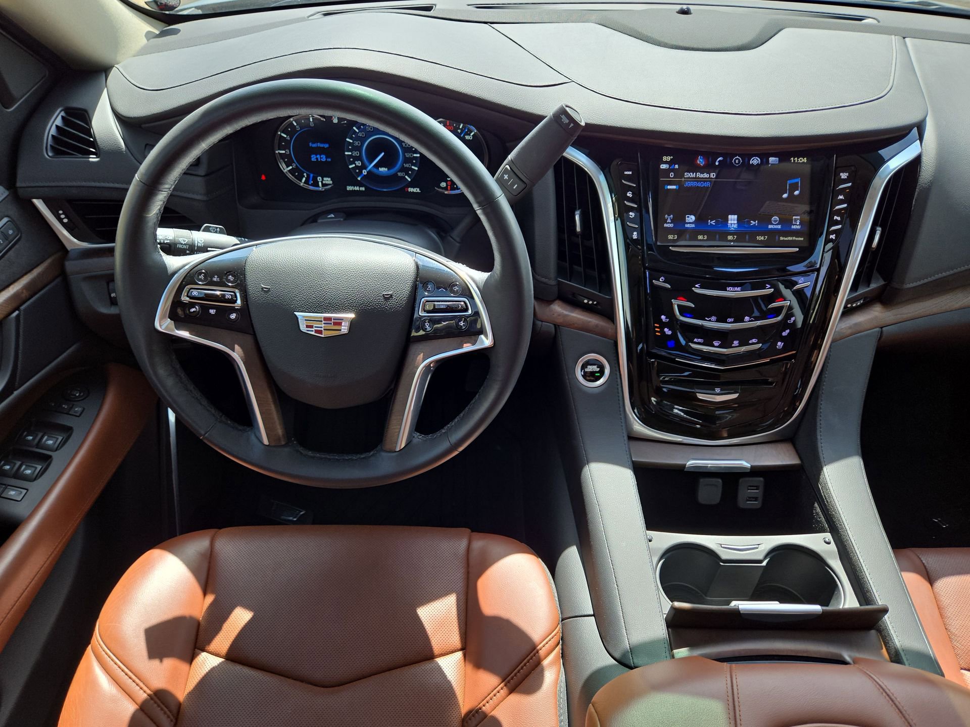 Used 2020 Cadillac Escalade ESV Premium Luxury w/ LPO, Radiant Package AWD/4WD image 14
