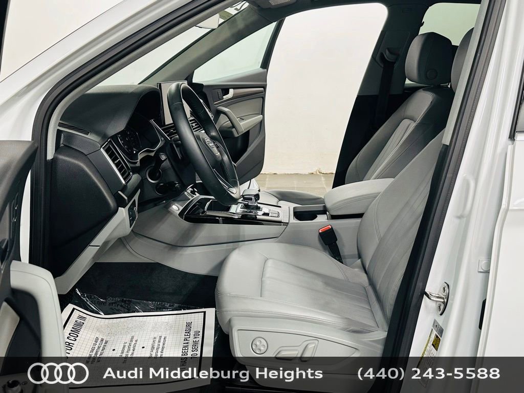 Certified 2023 Audi Q5 2.0T Premium w/ Convenience Package AWD/4WD image 12