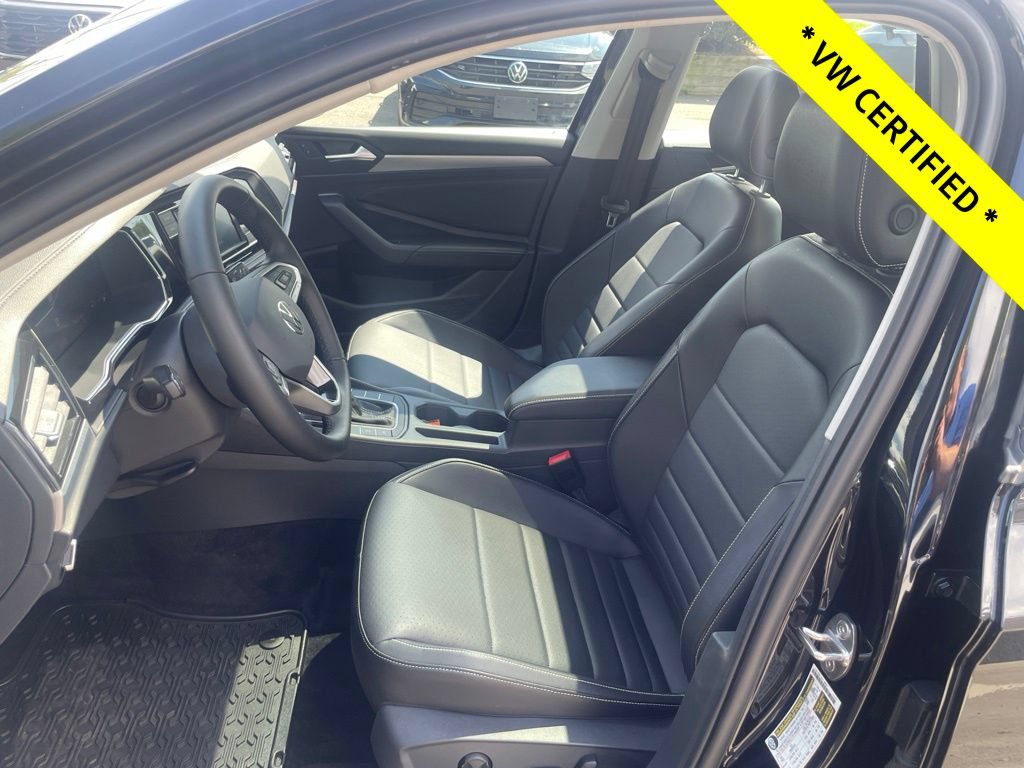 Certified 2022 Volkswagen Jetta SE FWD image 15