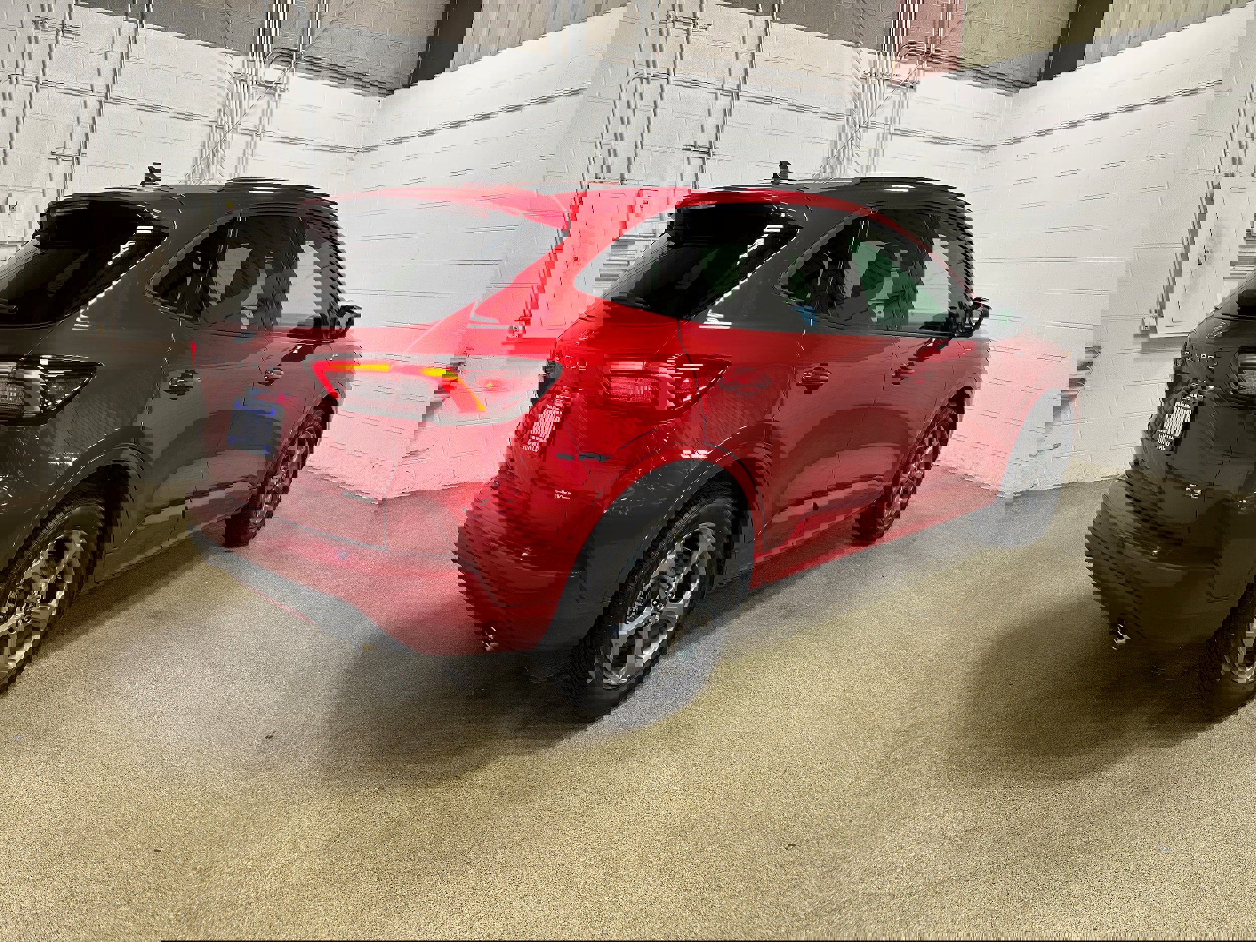 Certified 2024 Ford Escape ST-Line image 7