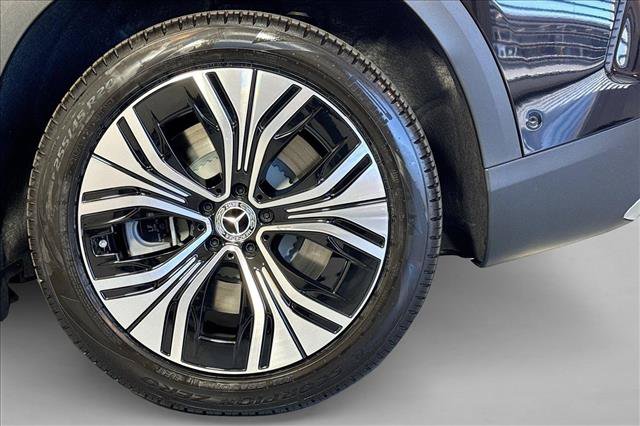 New 2026 Mercedes-Benz EQE 320 4MATIC SUV image 28