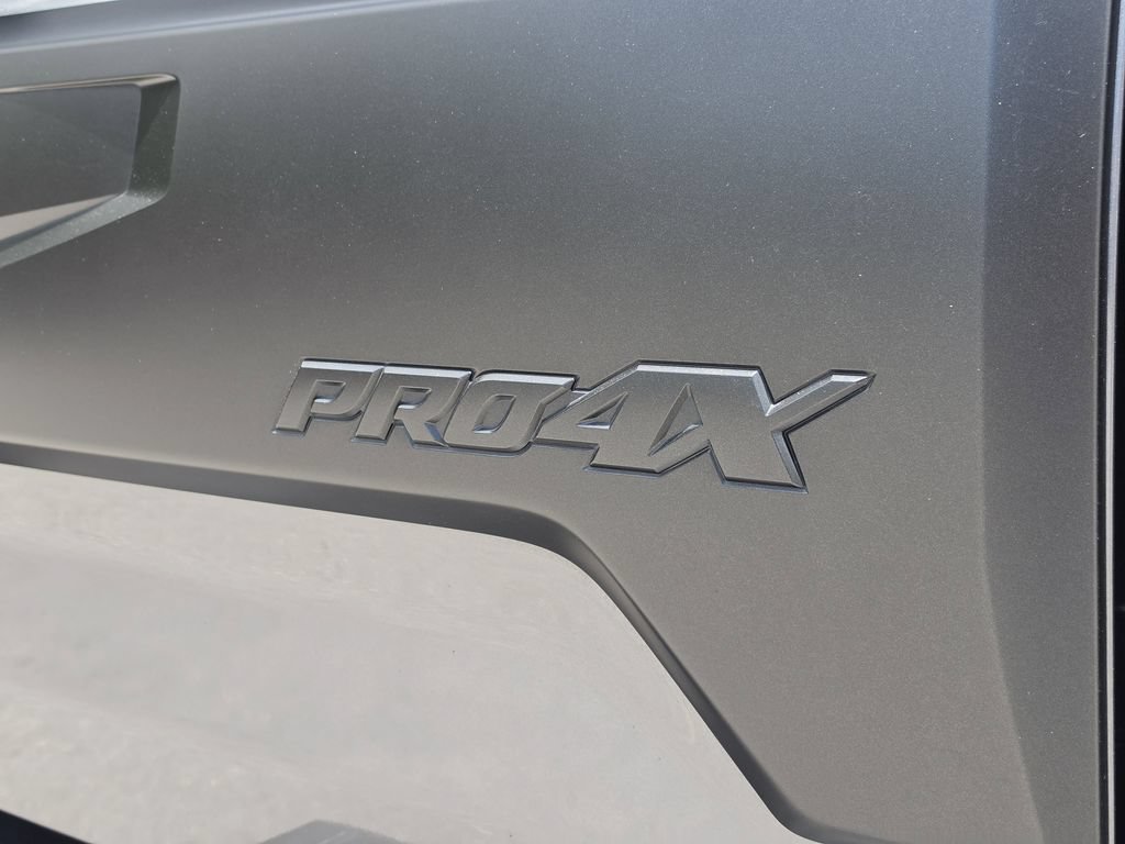 Used 2024 Nissan Titan PRO-4X w/ Off Road Protection Package AWD/4WD image 10