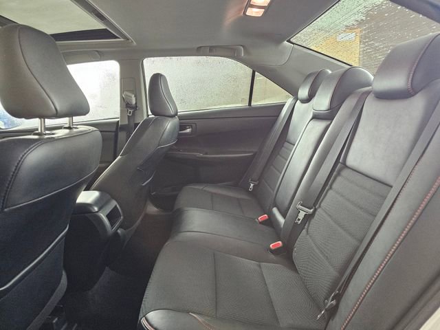 Used 2017 Toyota Camry SE image 20