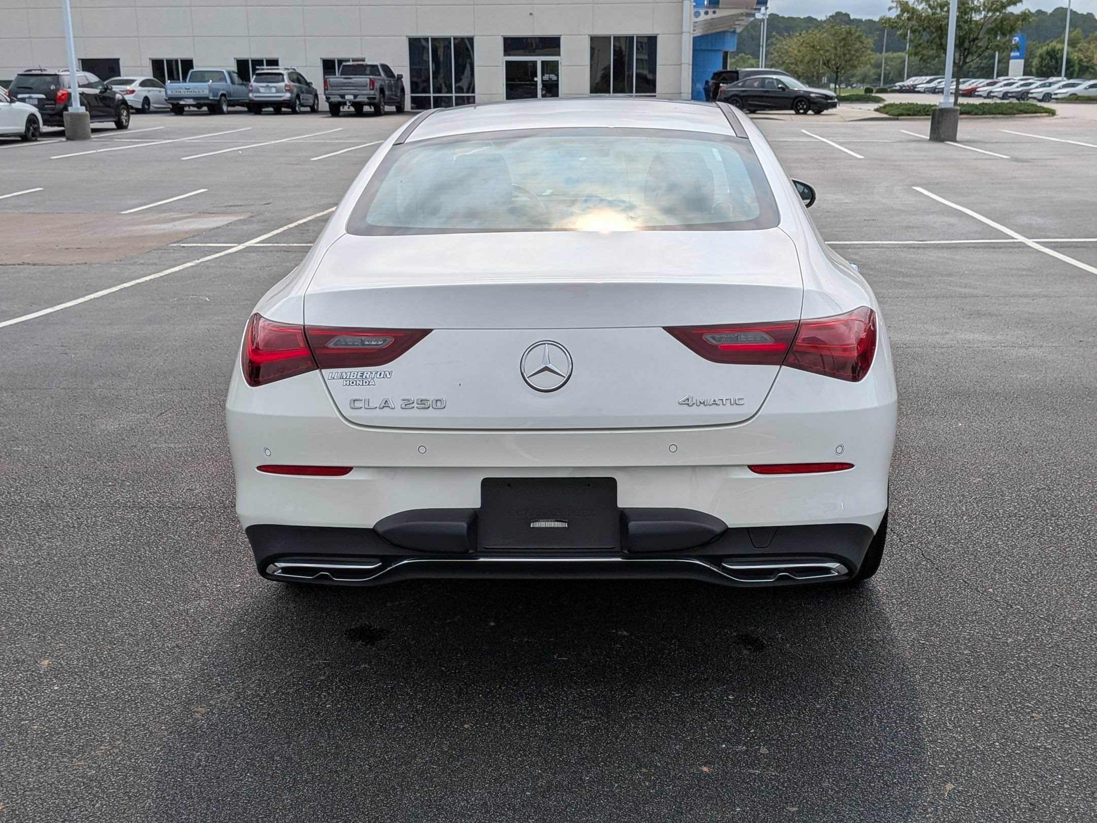 Used 2025 Mercedes-Benz CLA 250 4MATIC image 4