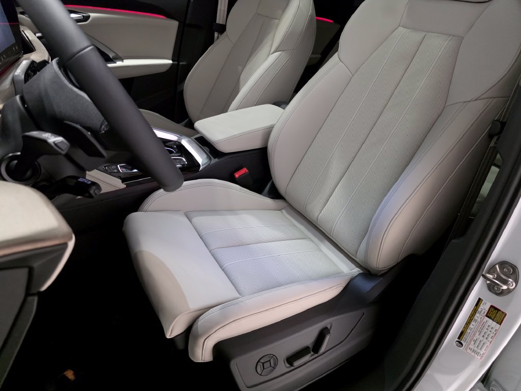New 2026 Audi Q5 Premium Plus AWD/4WD image 15