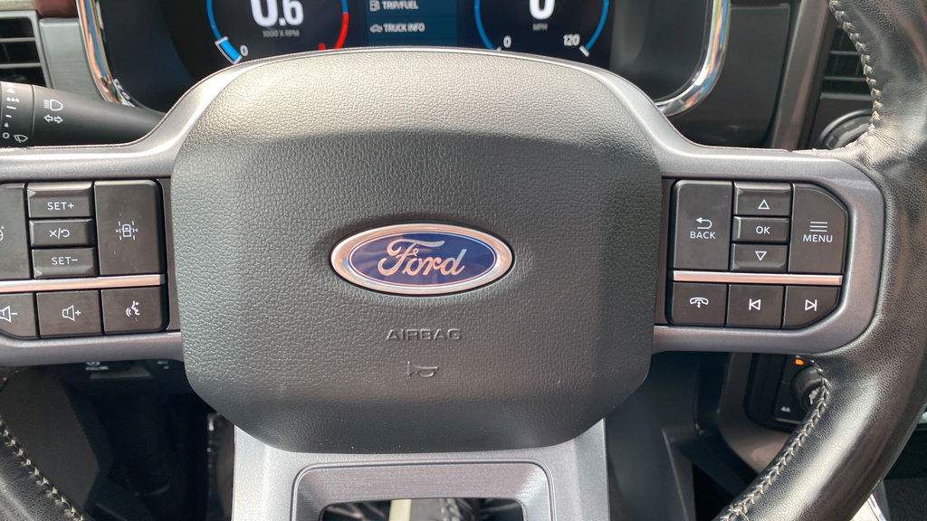 Used 2023 Ford F150 Lariat w/ FX4 Off-Road Package AWD/4WD image 16