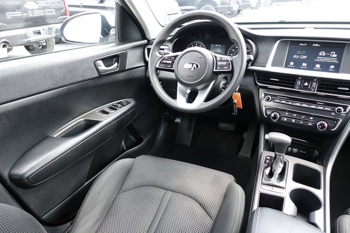 Used 2019 Kia Optima LX FWD image 30