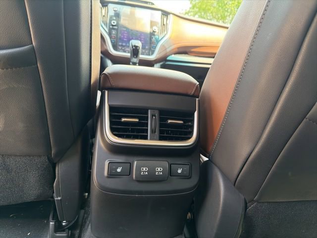 Used 2021 Subaru Outback Touring XT AWD/4WD image 16