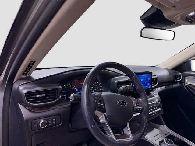 Used 2020 Ford Explorer Limited w/ Class III Trailer Tow Package image 9