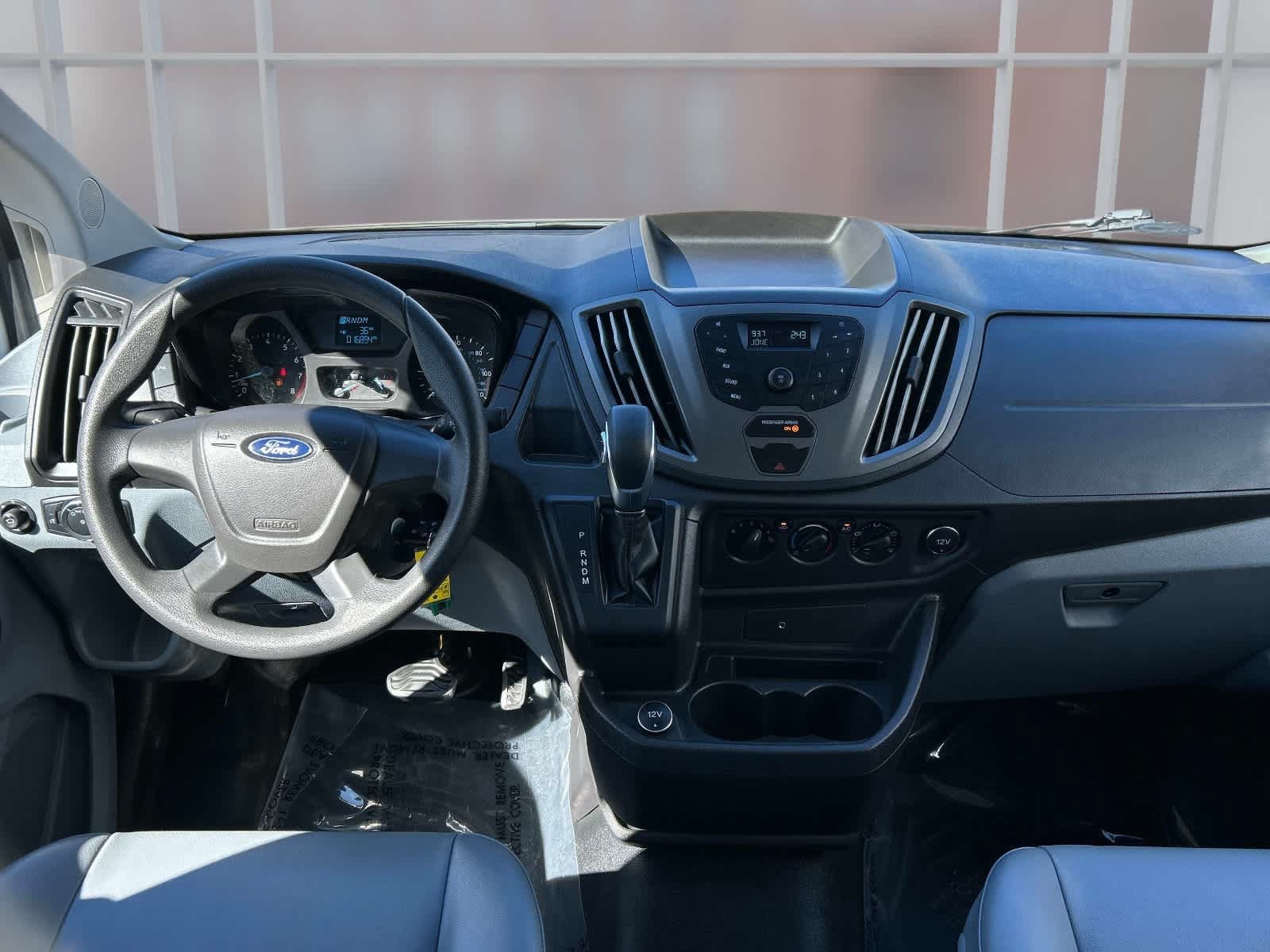 Used 2019 Ford Transit 150 130 Low Roof RWD image 23