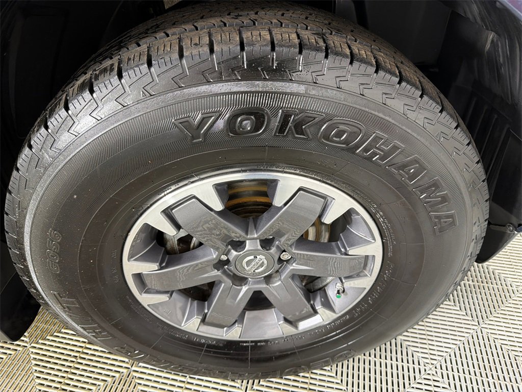 Used 2018 Nissan Frontier SV image 12