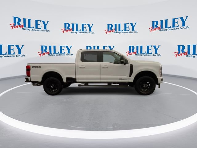 New 2026 Ford F250 Lariat w/ Black Appearance Package AWD/4WD image 9
