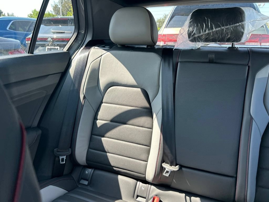 New 2026 Volkswagen GTI SE FWD image 12