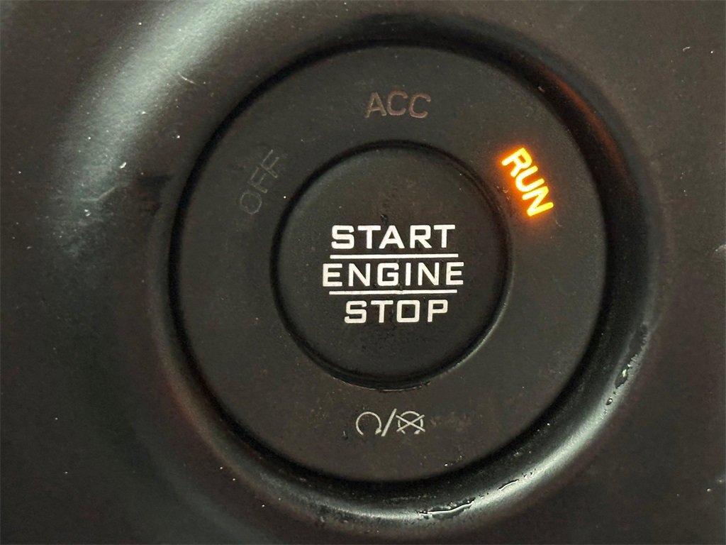 Used 2023 Jeep Wrangler Unlimited Rubicon w/ Cold Weather Group image 32