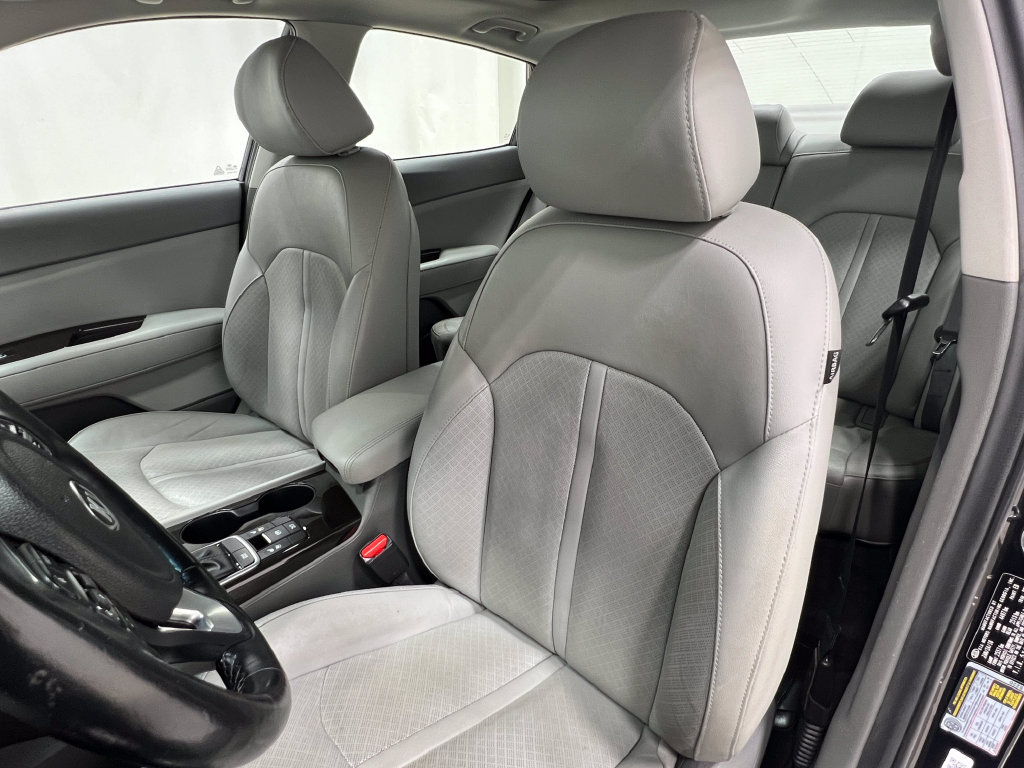 Used 2018 Kia Optima EX w/ Technology Package FWD image 15