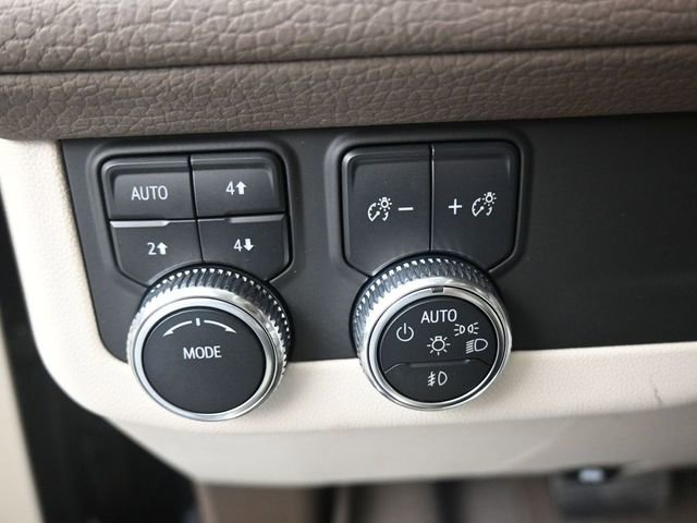 Used 2023 GMC Yukon Denali image 24