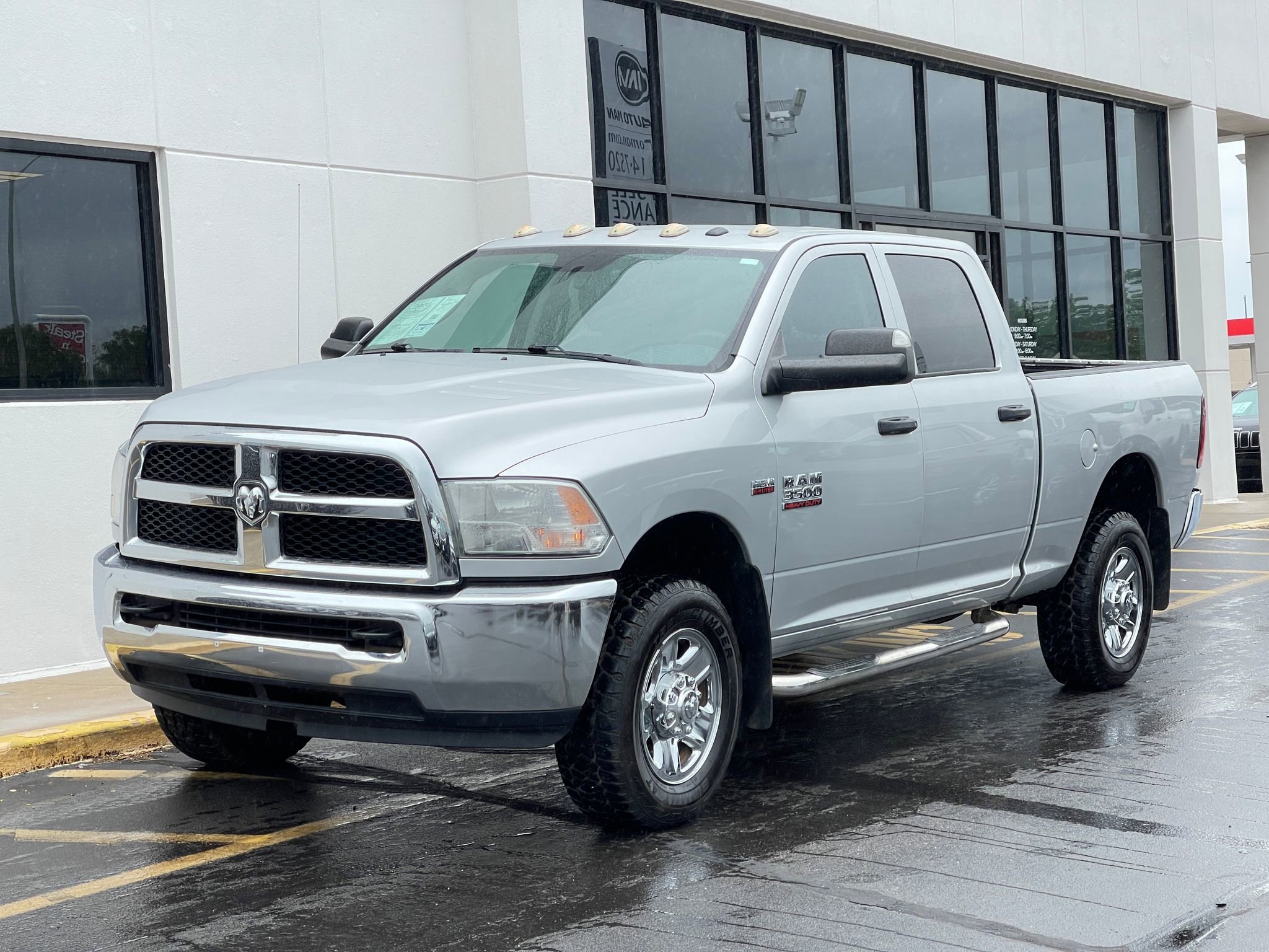 Used 2016 RAM 3500 Tradesman w/ Chrome Appearance Group AWD/4WD image 7