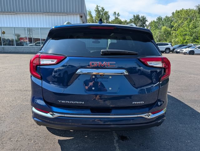 Used 2022 GMC Terrain Denali AWD/4WD image 7