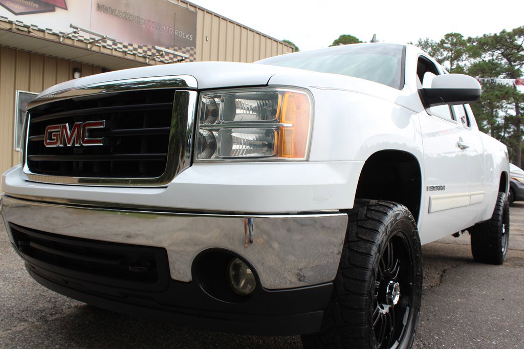 Used 2008 GMC Sierra 1500 SLT w/ SLT Preferred Package image 3