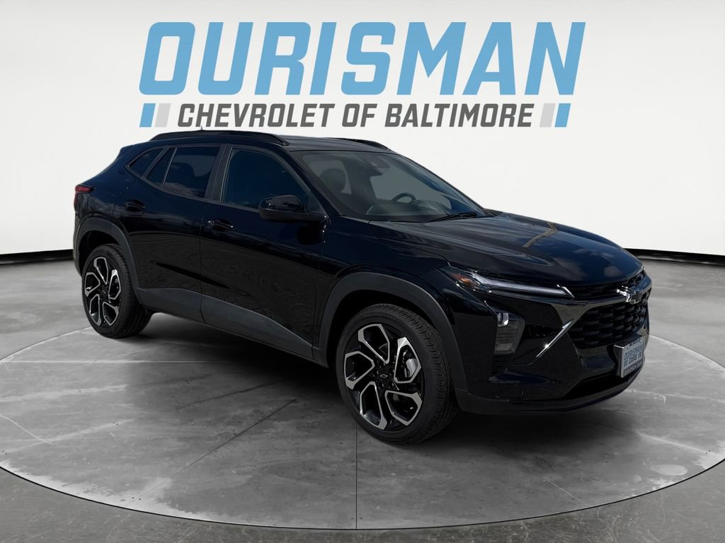 Used 2025 Chevrolet Trax RS w/ Sunroof Package