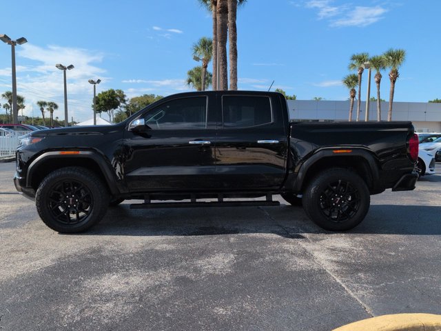 Used 2023 GMC Canyon Denali w/ Denali Black Edition AWD/4WD image 7