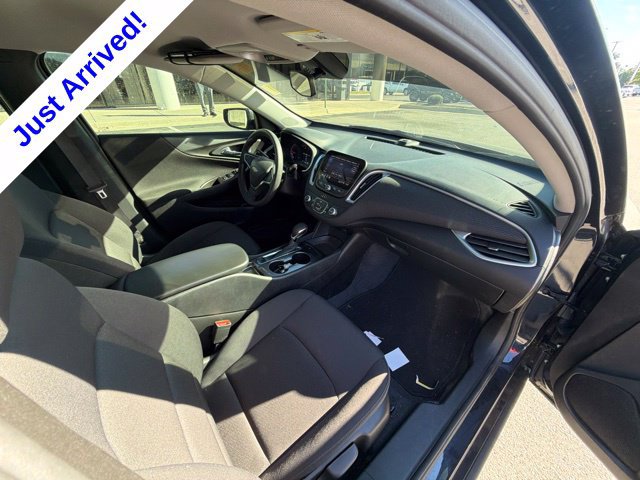 Used 2022 Chevrolet Malibu LS FWD image 21