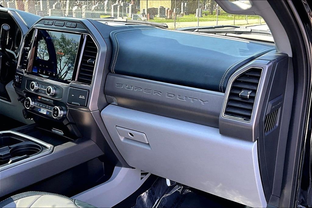 Used 2022 Ford F450 Limited AWD/4WD image 15