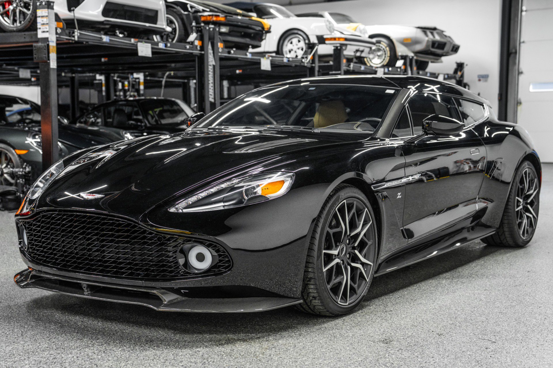 Used 2019 Aston Martin Vanquish Zagato image 5