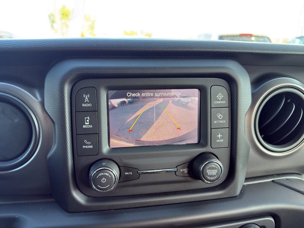 Used 2021 Jeep Wrangler Sport image 19