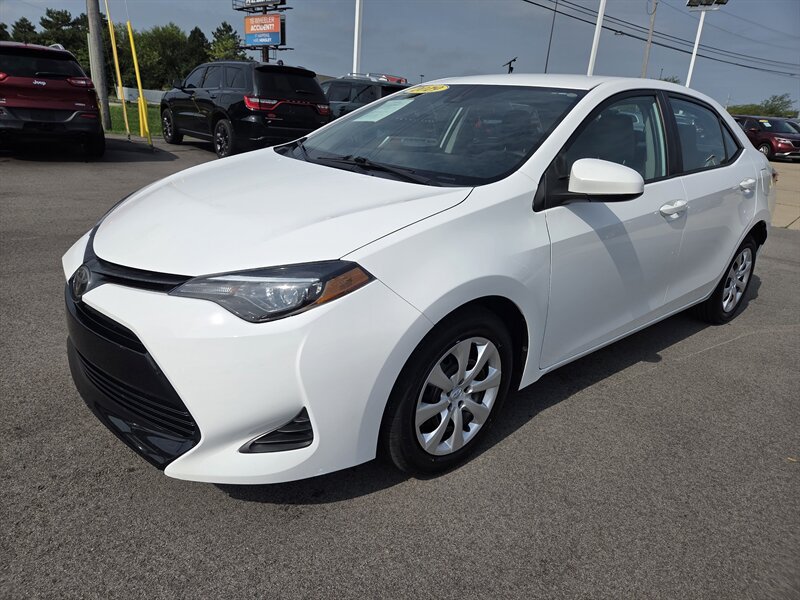 Used 2019 Toyota Corolla LE FWD image 7
