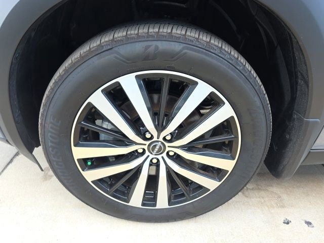 Used 2025 Nissan Pathfinder Platinum w/ Cargo Package image 10