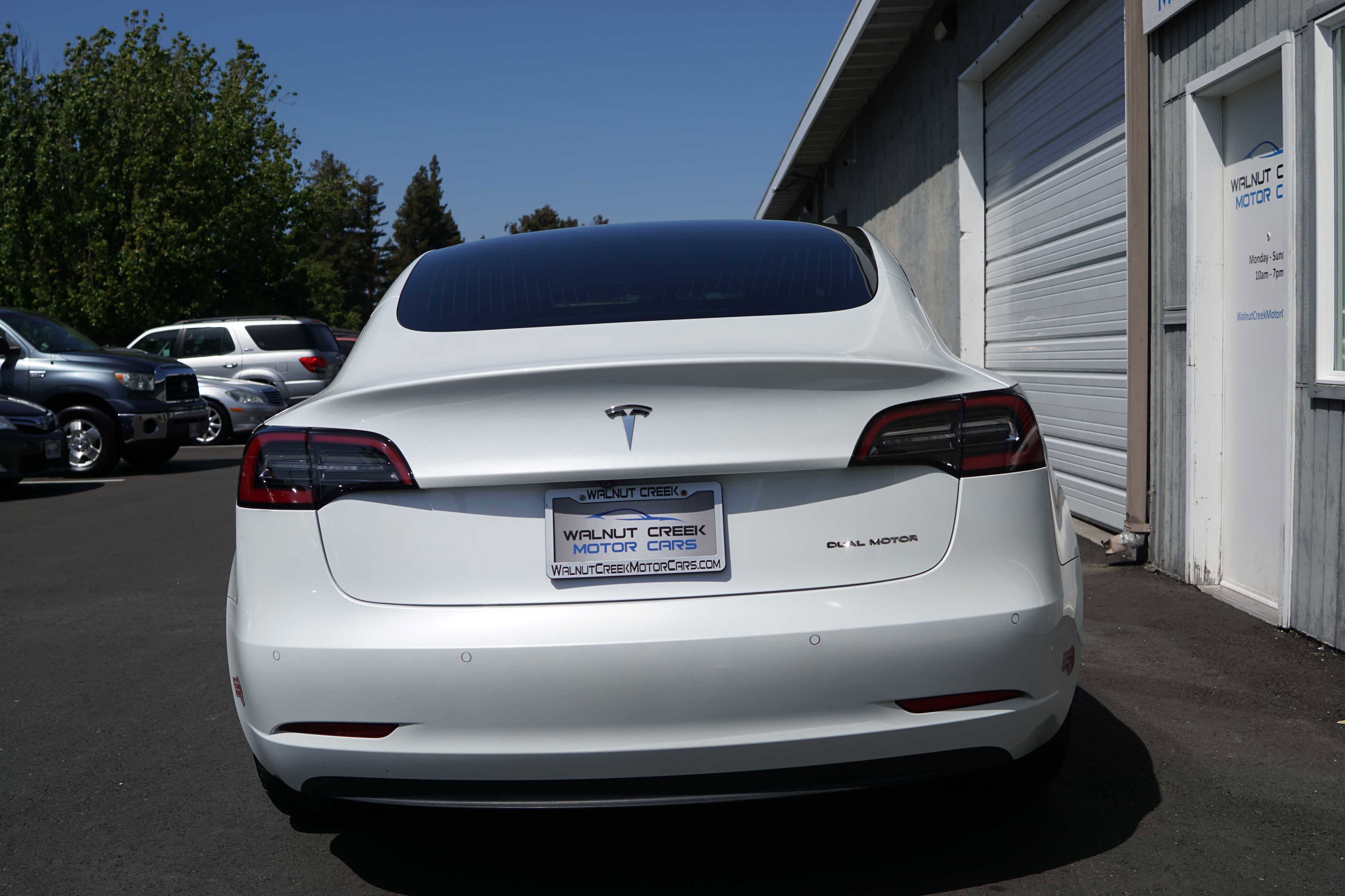 Used 2020 Tesla Model 3 Long Range image 15