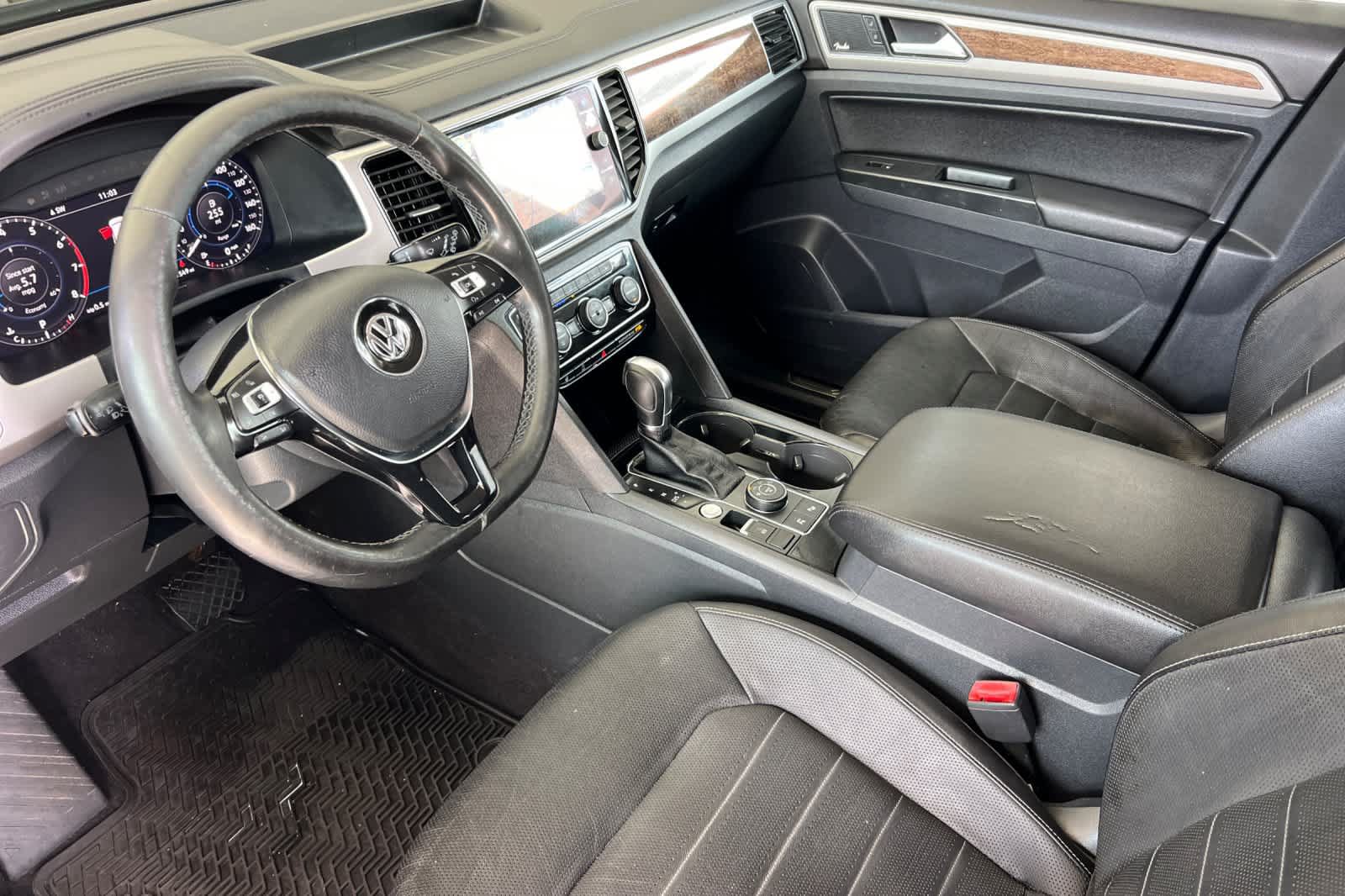 Used 2018 Volkswagen Atlas SEL Premium AWD/4WD image 11