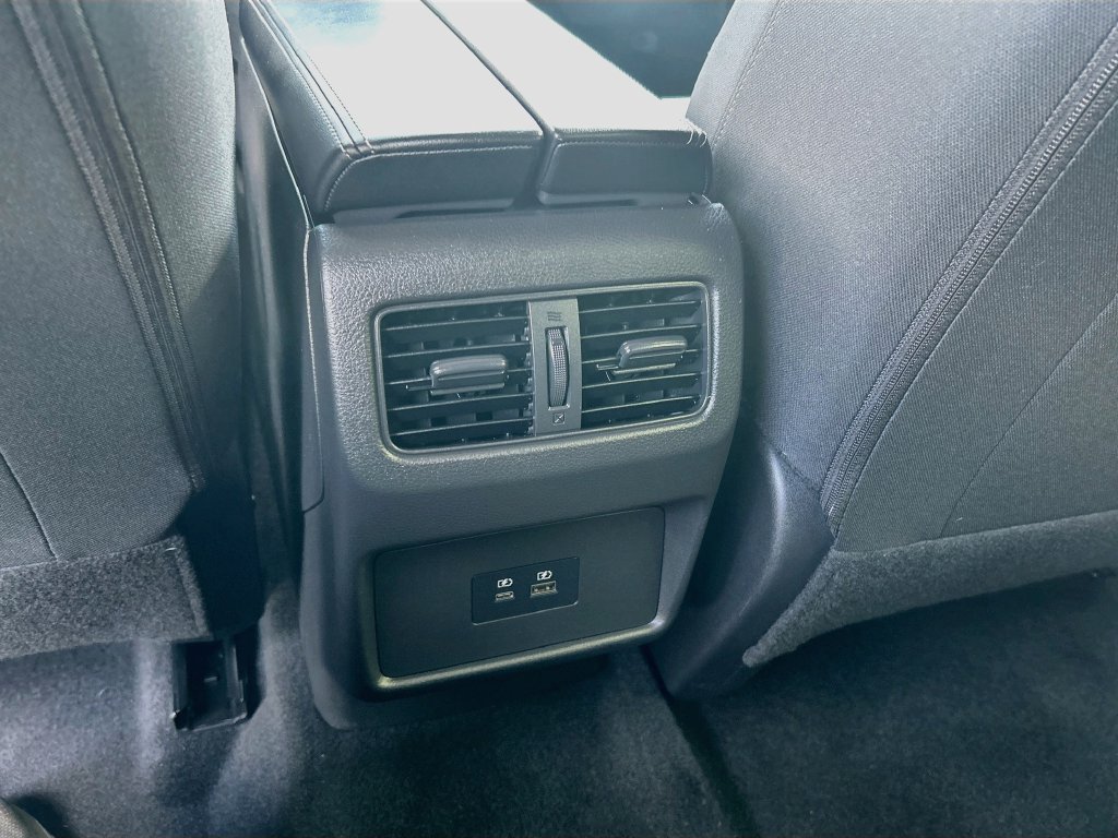 Used 2023 Nissan Rogue SV FWD image 23