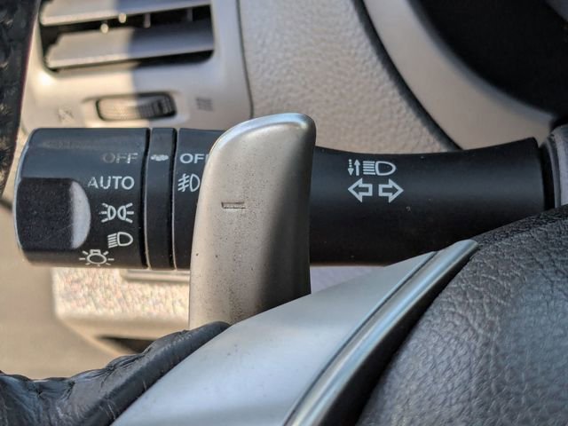 Used 2017 Nissan Altima 2.5 SR w/ LED Appearance Package FWD image 25