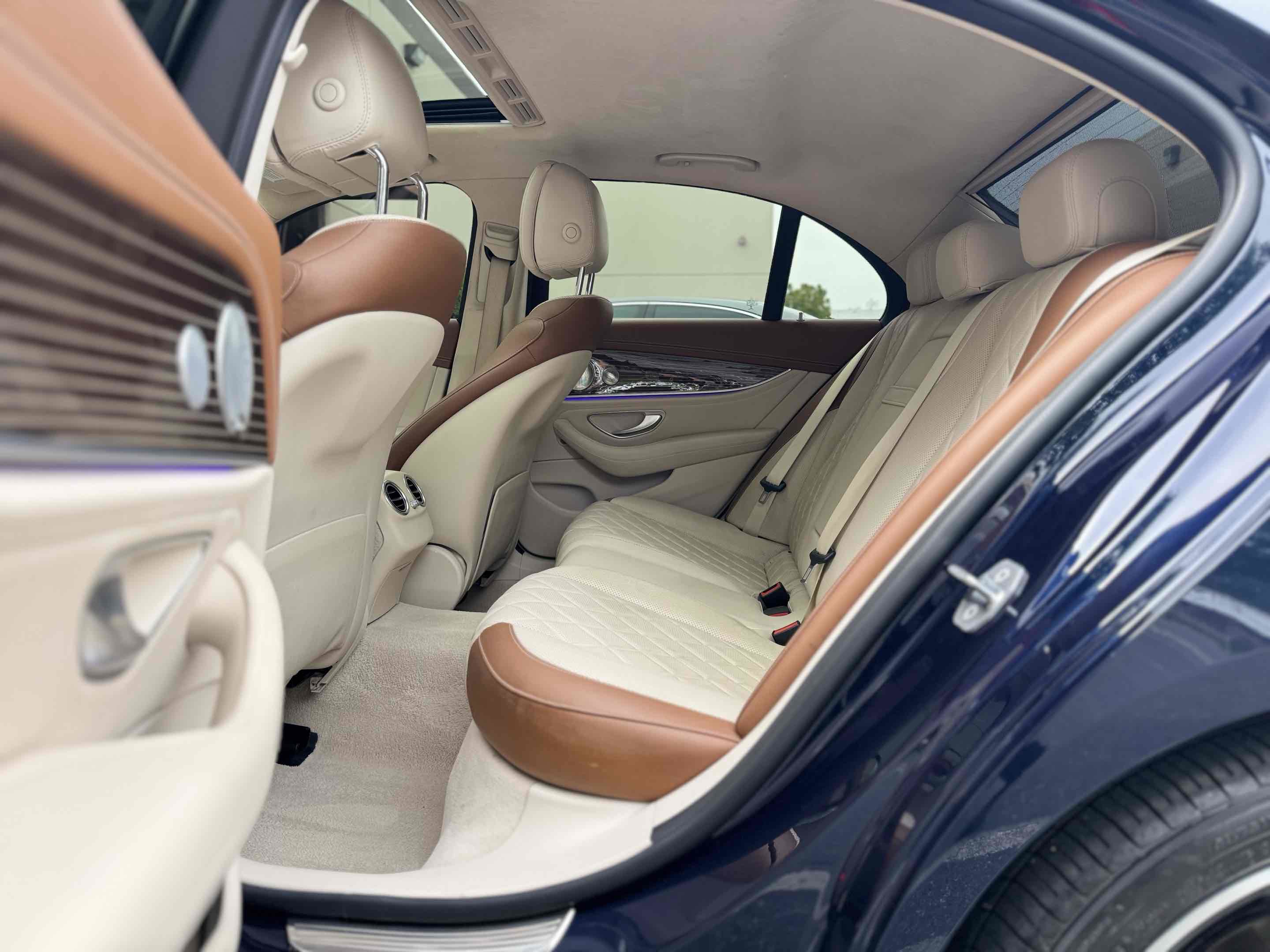 Used 2017 Mercedes-Benz E 300 image 7