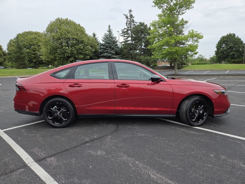 Certified 2025 Honda Accord SE image 20