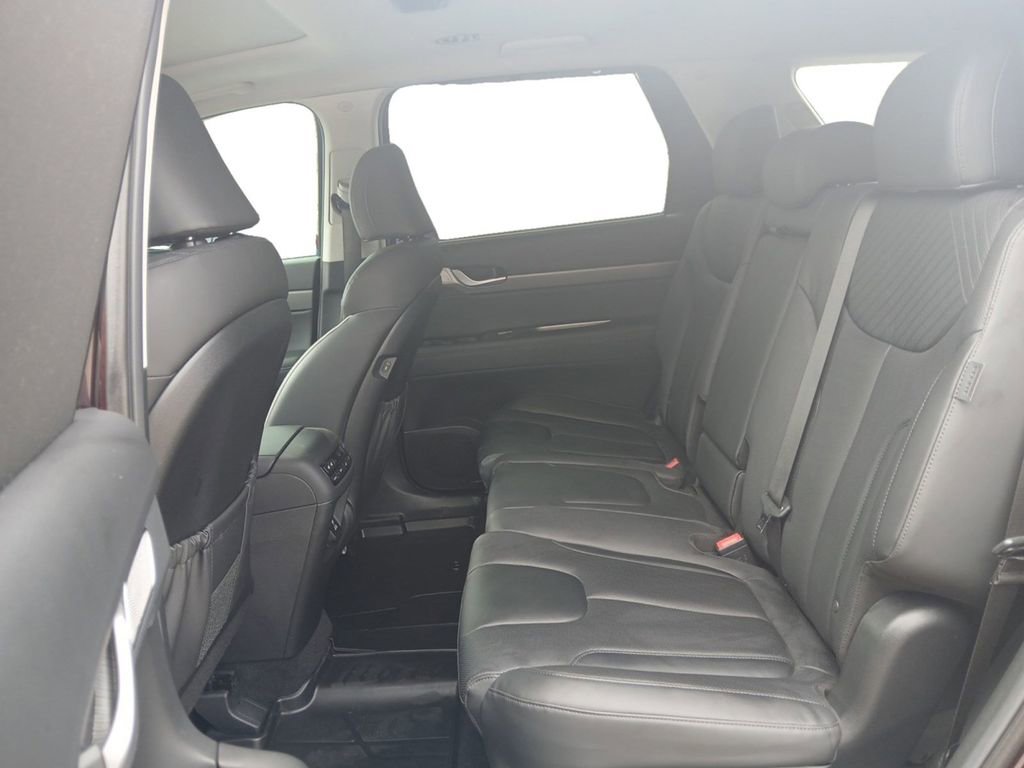 Used 2024 Hyundai Palisade SEL FWD image 13