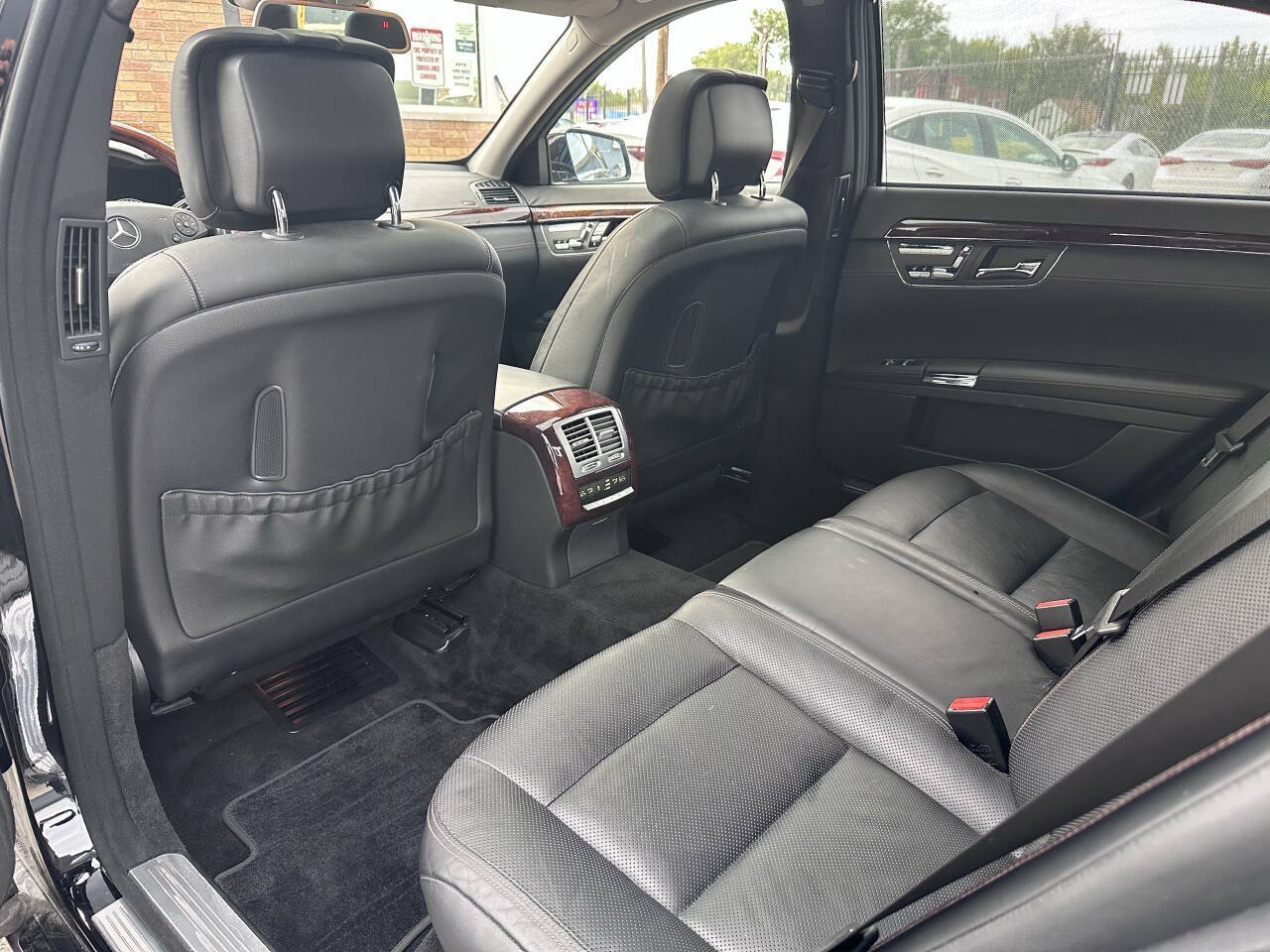 Used 2012 Mercedes-Benz S 550 4MATIC image 31